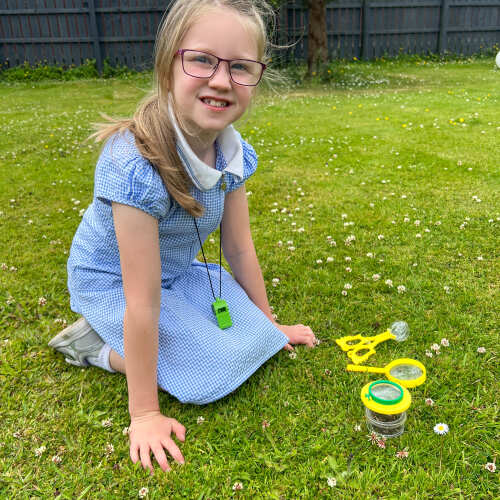 Kids Outdoor Toy - Bug Hunting Kit base