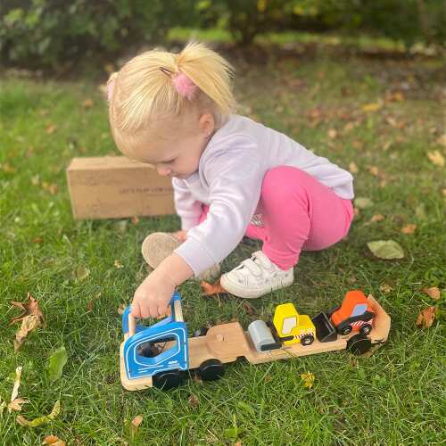 Toy Lorry - Wooden Construction Toy base