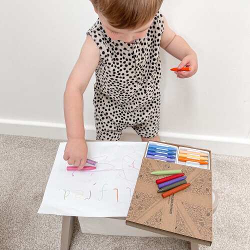 Kids Arts and Crafts - Toddlers Crayons base