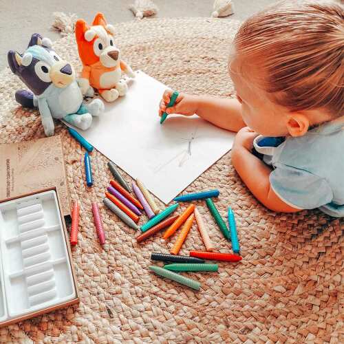 Kids Arts and Crafts - Toddlers Crayons base