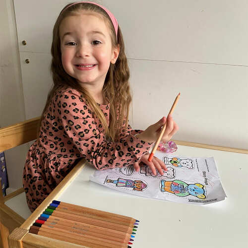 Kids Art Set - Water Colouring Pencils base
