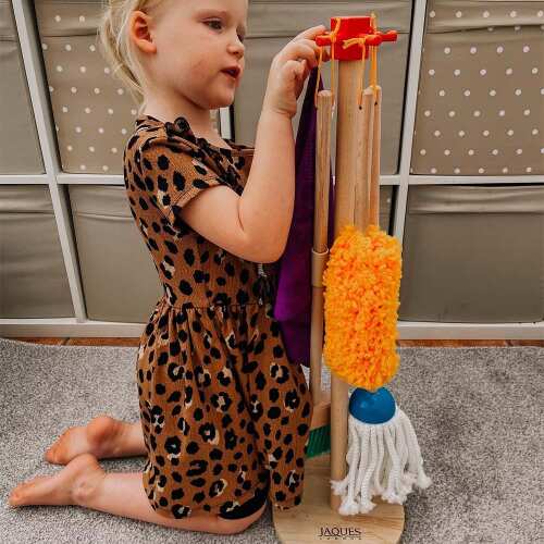 Little girl cleaning set store