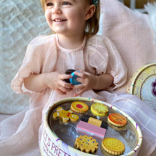 Wooden biscuit set store