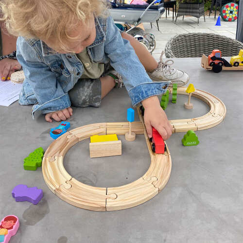 Wooden Train Set - Train for Kids base