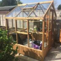 Read Greenhouse Stores Reviews