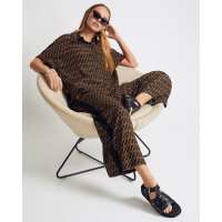 Read Oxford Shop Pty Ltd Reviews