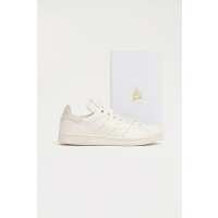 Read Sneakerworld Reviews