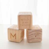 Read Personalised Favours Reviews
