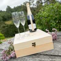 Read Personalised Favours Reviews