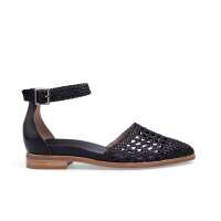 Read Bared Footwear Reviews