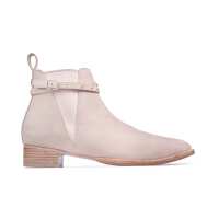 Read Bared Footwear Reviews