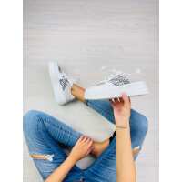 Lesen Qirya Bewertungen