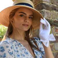 Read Cornelia James Reviews