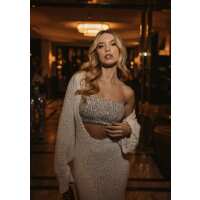 Read Mirah Maja Reviews