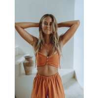 Read Mirah Maja Reviews