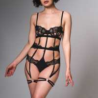 Read Thistle and Spire Reviews