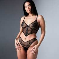 Read Thistle and Spire Reviews