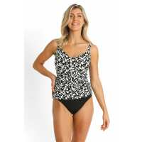Read Sunseeker Swimwear Reviews