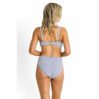 Read Sunseeker Swimwear Reviews