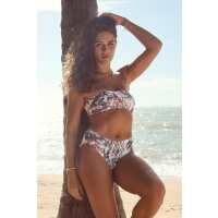 Read Sunseeker Swimwear Reviews