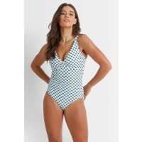 Read Sunseeker Swimwear Reviews
