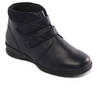 Read Charles Clinkard Reviews