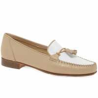 Read Charles Clinkard Reviews