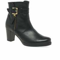 Read Charles Clinkard Reviews