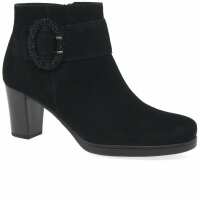 Read Charles Clinkard Reviews