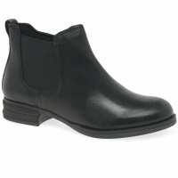 Read Charles Clinkard Reviews