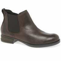 Read Charles Clinkard Reviews