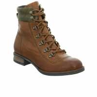 Read Charles Clinkard Reviews