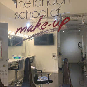 The London School of Make-Up ® 5 star review on 30th October 2020