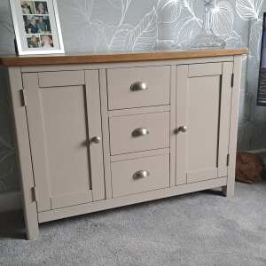 Furniture World 5 star review on 15th May 2024