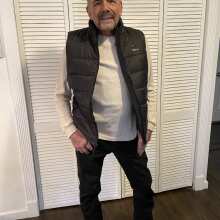 Review Image - Men's Classic Heated Vest - Black Black / 2XT