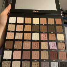 Review Image - By BEAUTY BAY Neutral 42 Colour Palette