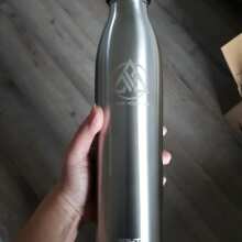 Überprüfen Sie das Bild - Edelstahl Trinkflasche - Thermosflasche Stainless Steel / 750ml