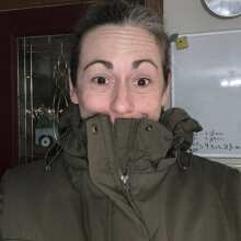 Review Image - (Open-box) Women's Heated Thermolite® Parka (4 Heating Zones) - Red/Olive Olive / S / Apparel Only