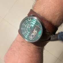 Review Image - Halograph II Automatic Limited Edition Green Brown