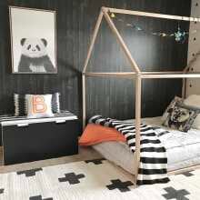 Review Image - Black Wooden Boards Wallpaper