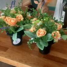 OASIS® NAYLORBASE® Ideal Floral Foam Le Klip Pew Ends (6 OASIS® NAYLORBASE® Ideal Floral Foam Le Klip Pew Ends (6
