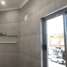 Review Image - Tilt Slab Wallpaper - Non-woven Wallpaper , Roll