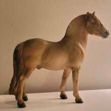 Review Image - CollectA Fjord Stallion Brown Dun