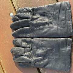 Medium Grey Lamb Nappa Men's Leather Gloves Water Resistant by