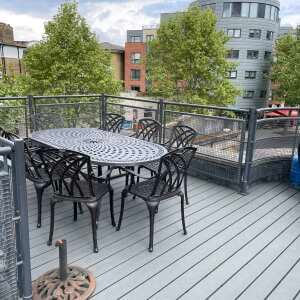London Decking Company  5 star review on 9th May 2022