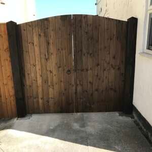 Barnard Fencing LTD 5 star review on 12th May 2017