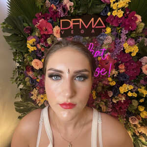 DFMA Make Up Academy 5 star review on 5th October 2022