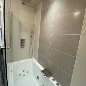 Ergonomic Designs Bathrooms 5 star review on 20th January 2022