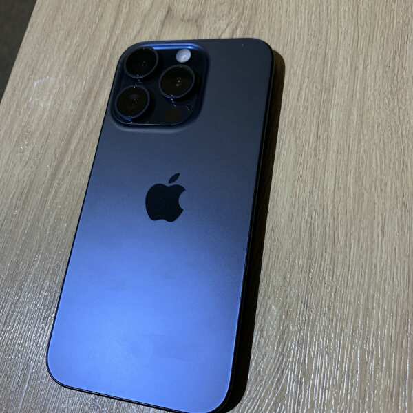 Buy Apple iPhone 13 refurbished & cheap - Revendo