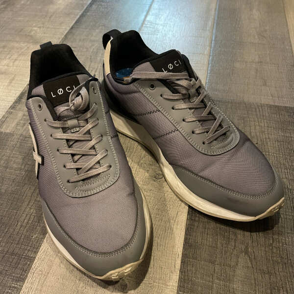 Are the Louis Vuitton Archlight Sneaker Comfortable? I will bite the sole  to see. Unboxing & Review 
